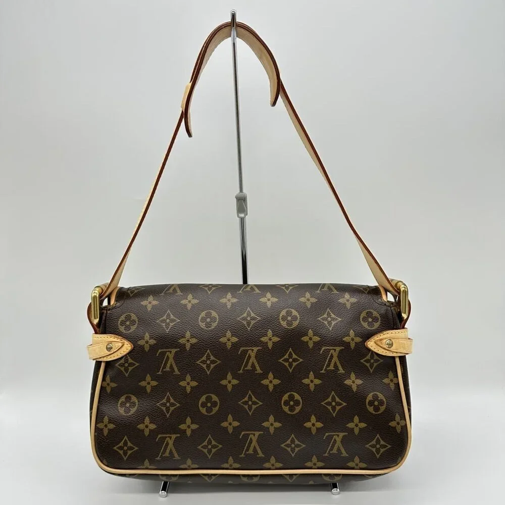 LOUIS VUITTON Authentic Brown Monogram Shoulder Bag - Picture 2 of 12